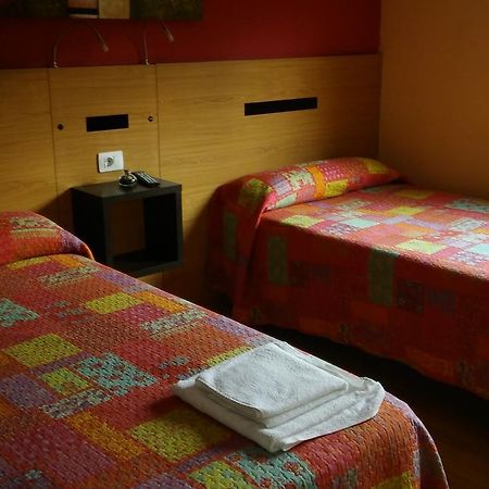 Hostal-Meson Vilasante Tríacastela Exteriör bild
