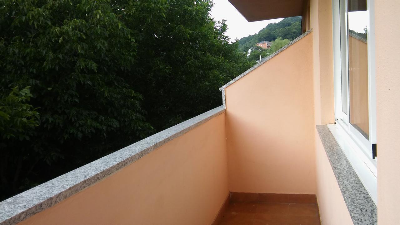 Hostal-Meson Vilasante Tríacastela Exteriör bild