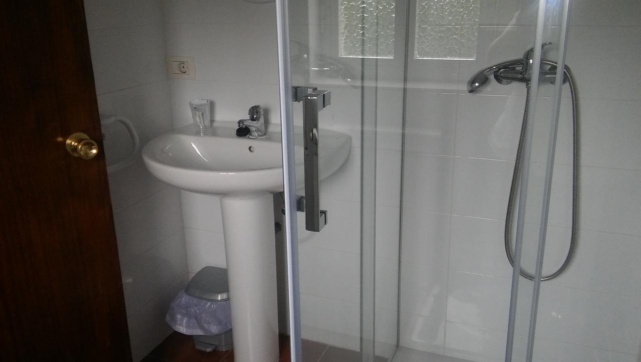 Hostal-Meson Vilasante Tríacastela Exteriör bild